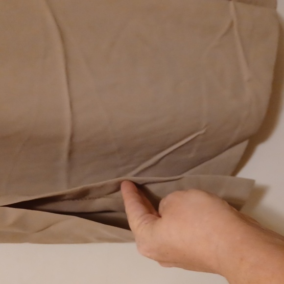 Classy Jordana Tan Skirt - Size Medium - Made In The USA - Picture 4 of 7